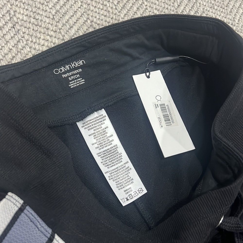 Calvin Klein jogger NWT - Picture 4 of 7